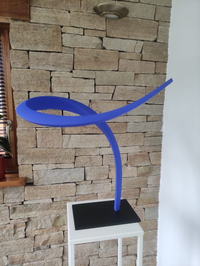 Sur le fil - pièce unique - H55cm x L55cm