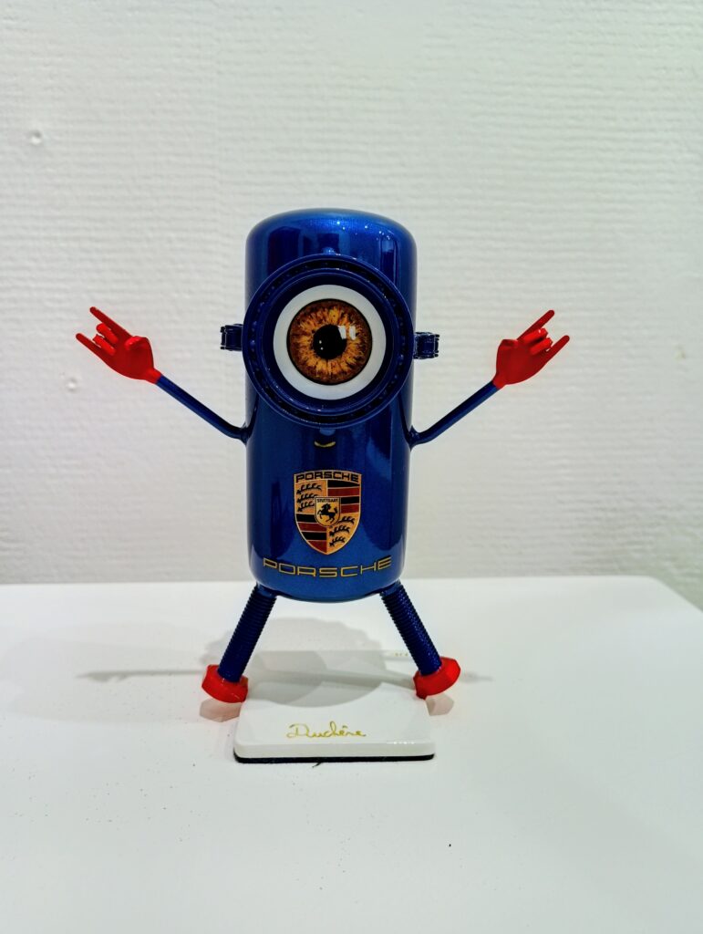 Minion Porsche H20 x L20 x P10 cm