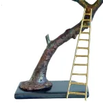 Olive Tree with Ladder (H34) — Aggelos & Filippos Panayiotidis — vue 3